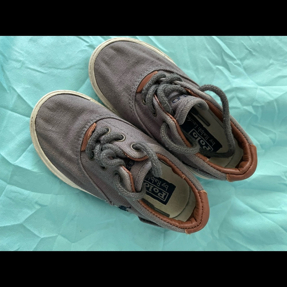 Toddler Boys Size 6C Ralph Lauren Polo Casual Shoe.